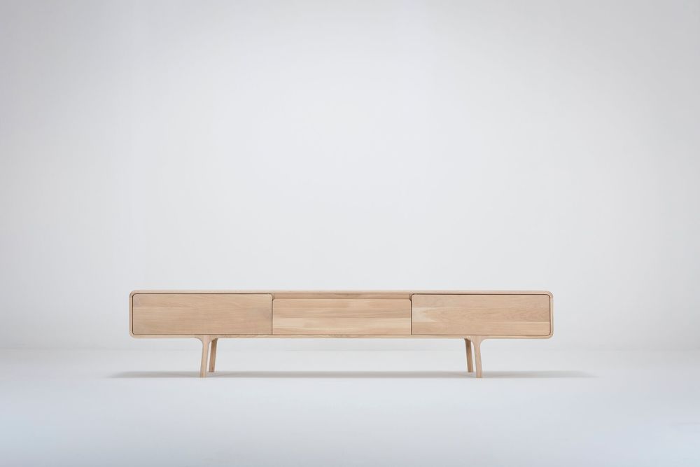 Gazzda Lowboard - Houten TV meubel | 1 lade en 2 vakken (220x45x45) - Interieur Design Shop.nl